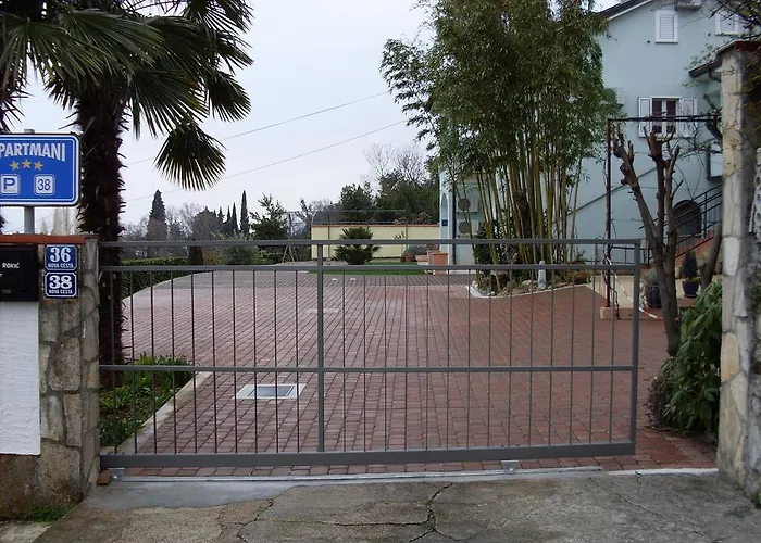 Apartment * 오파티아