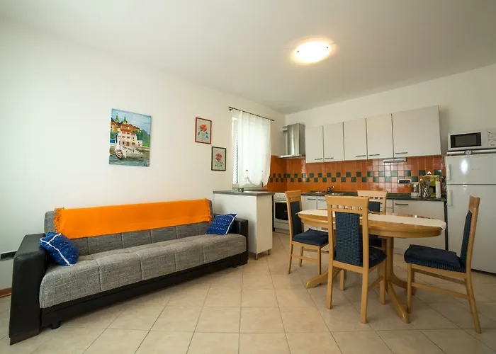 Apartment 아파트 *