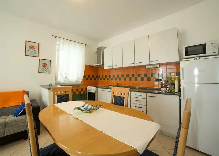 Apartment * 오파티아